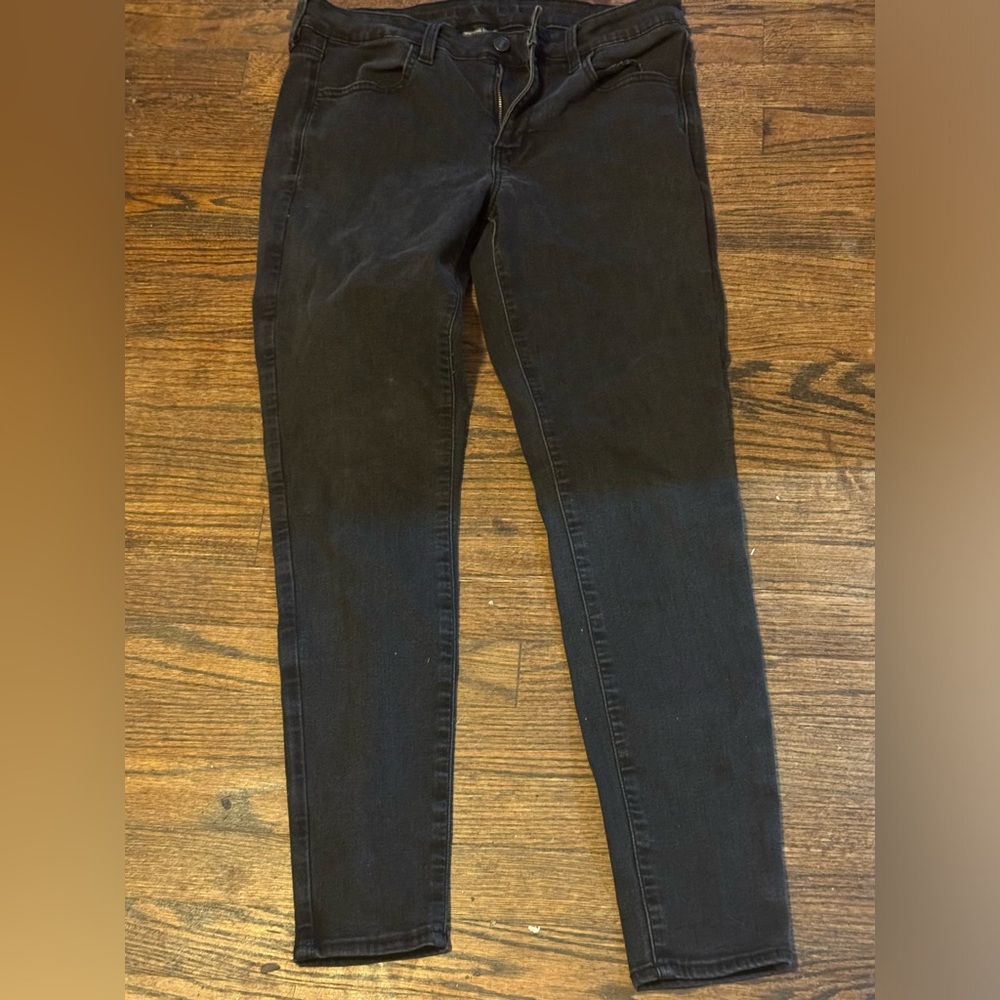 American eagle jeans !!